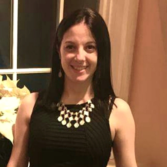 Meet your Posher, Kim - Picture 1 of 1